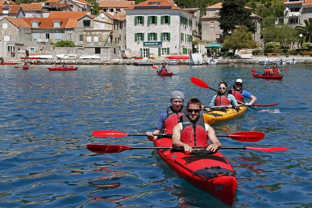 Hotel Maestral Prvić Luka Exterior foto